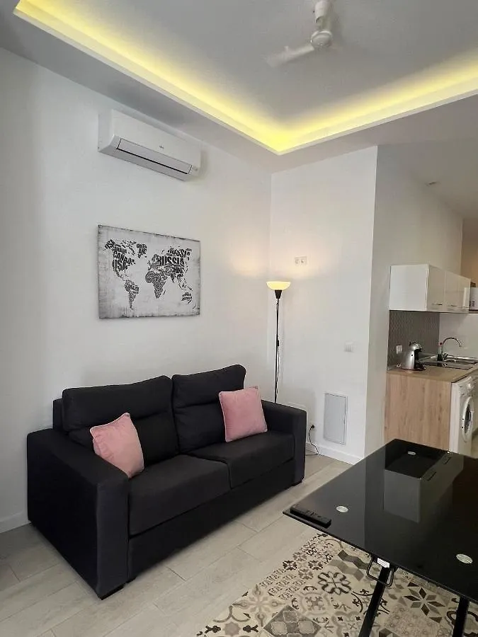 Hermoso Piso A 3 Min De La Estacion De Bus Y Tren Ave Malaga Apartment