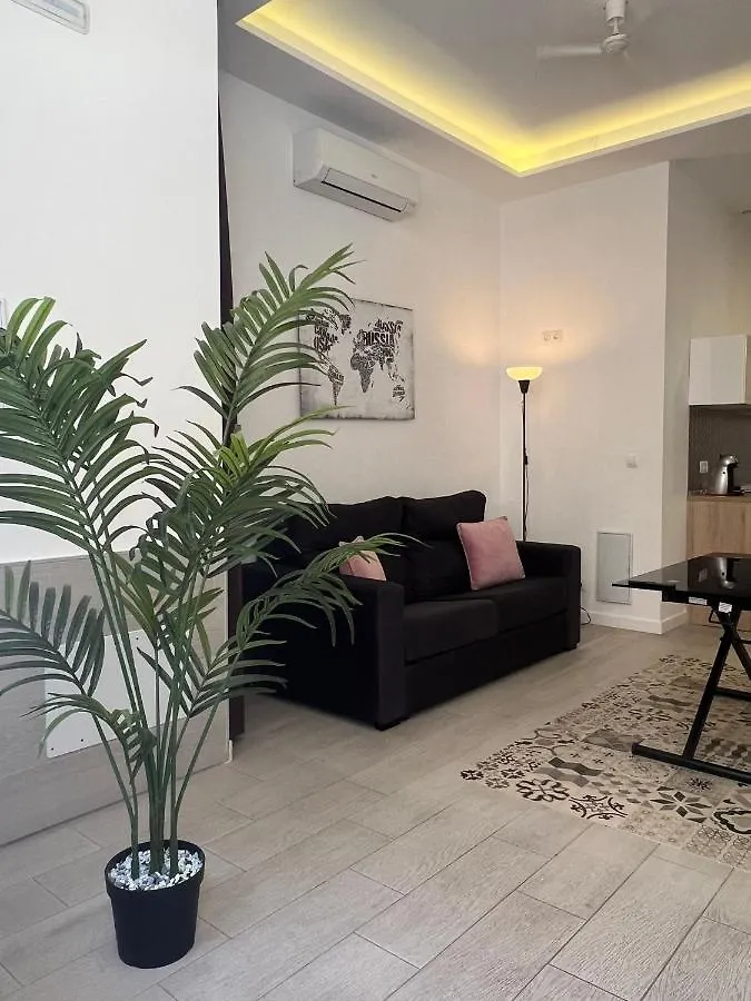 Apartment Hermoso Piso A 3 Min De La Estacion De Bus Y Tren Ave Malaga