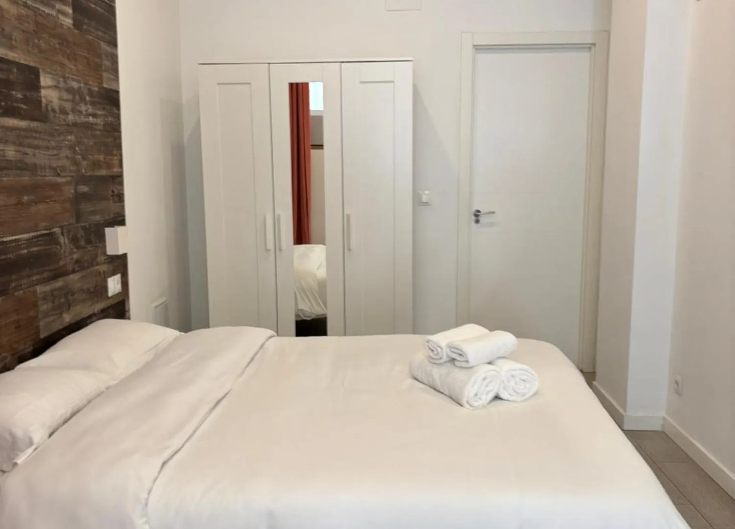 Hermoso Piso A 3 Min De La Estacion De Bus Y Tren Ave Malaga 0*,  Spain